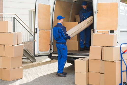 Removal truck hire service for homes in Swiss Cottage