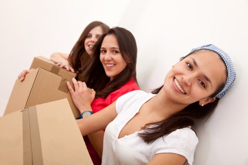 Local removals service planning access and parking for a Swiss Cottage move