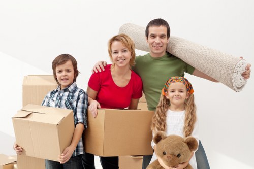 Careful loading and transport support for homes and offices in Swiss Cottage