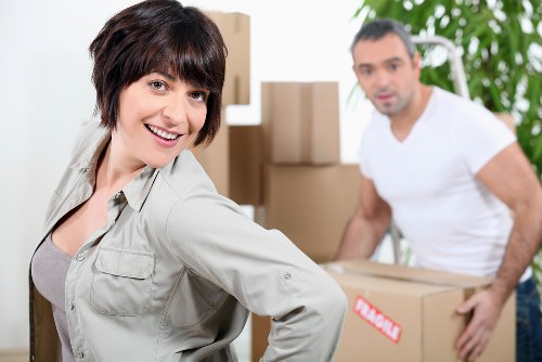 Local same day moving service near Swiss Cottage flats and main roads